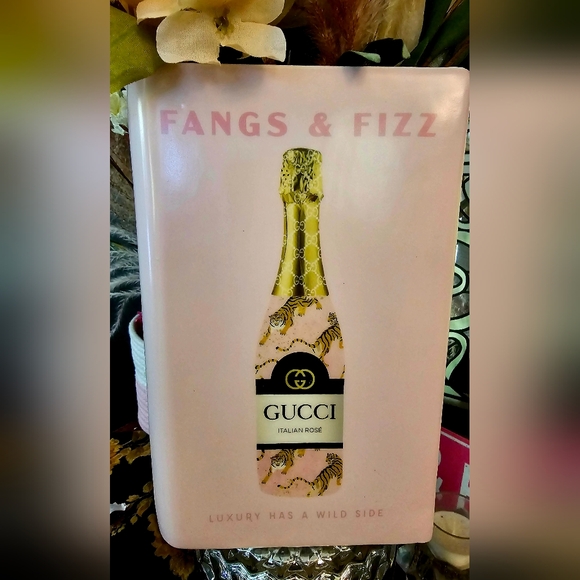 Table Top & Flower Vase DECOR in 1 - Picture 3 of 7